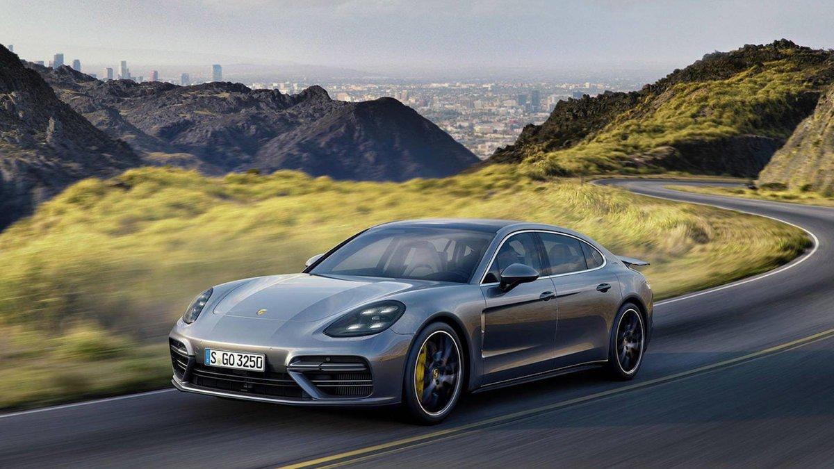 Porsche Panamera.