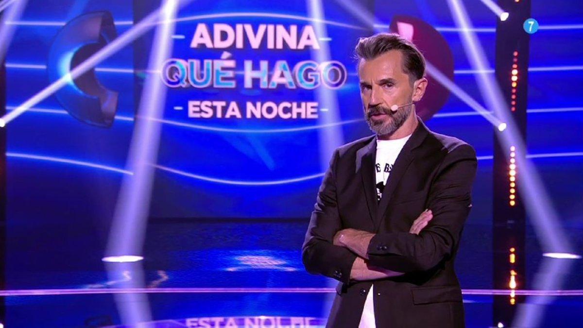 Santi Millán en el plató de 'Adivina qué vengo hacer esta noche'