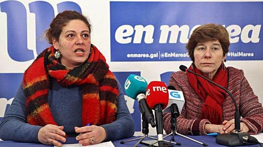 Ana Seijas, a la izquierda, y Mariló Candedo, de En Marea.