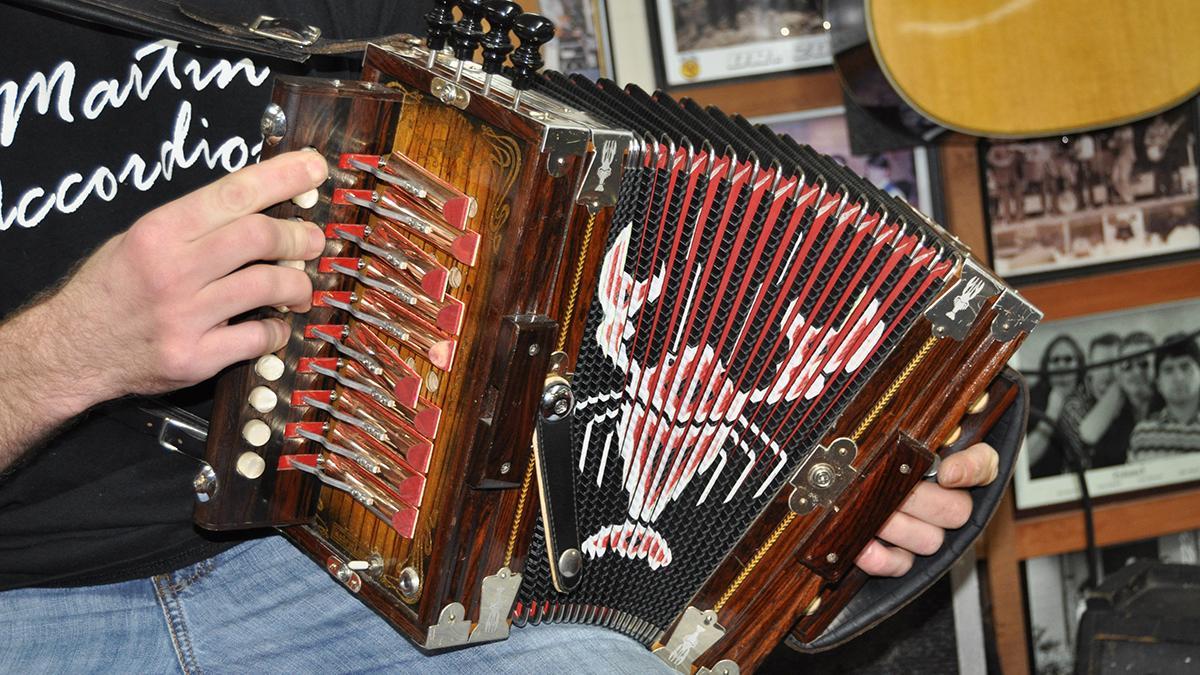 El acordeón es uno de los instrumentos esenciales de la tradición musical cajún.