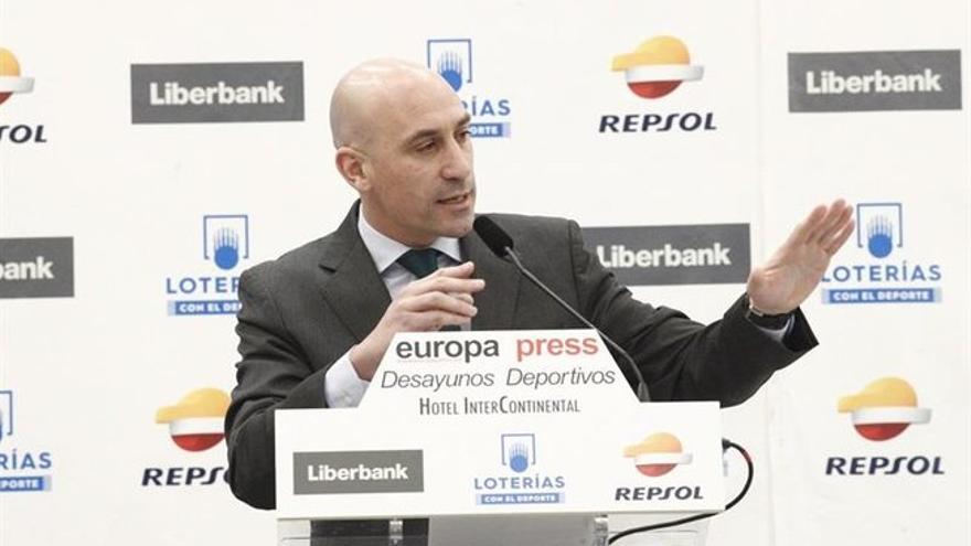 Rubiales quiere la Supercopa en enero y la Copa, a partido único hasta semifinales