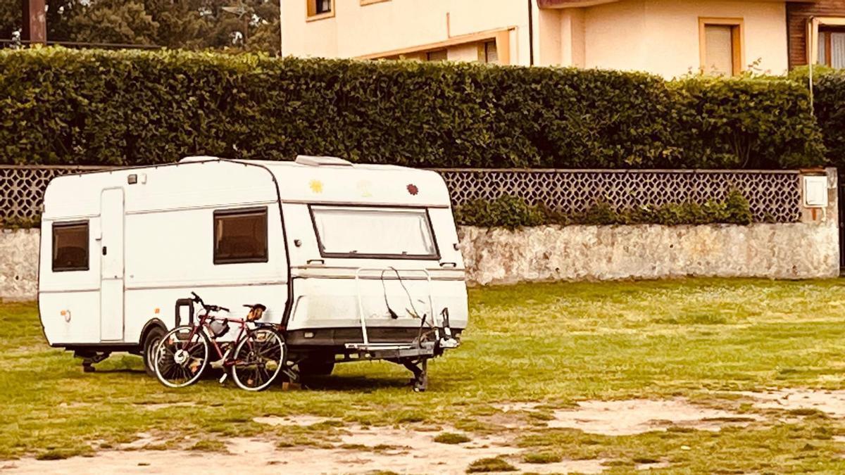 Una caravana, en Salinas
