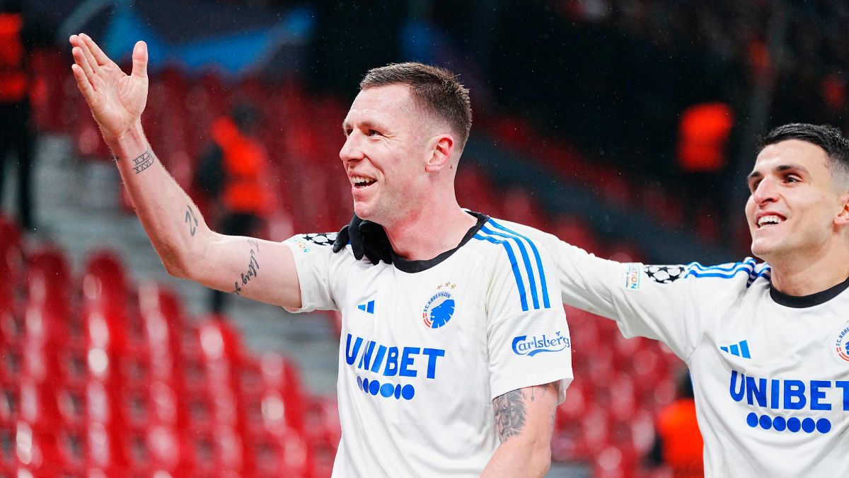 Lukas Lerager, celebrando un gol junto a Mohamed Elyounoussi