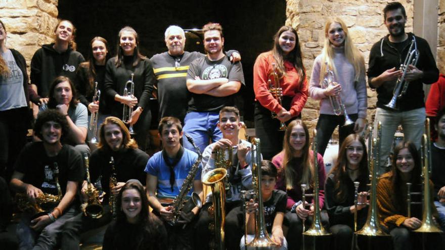 Els integrants de la Small Miller Band amb Pepe F. Balasch