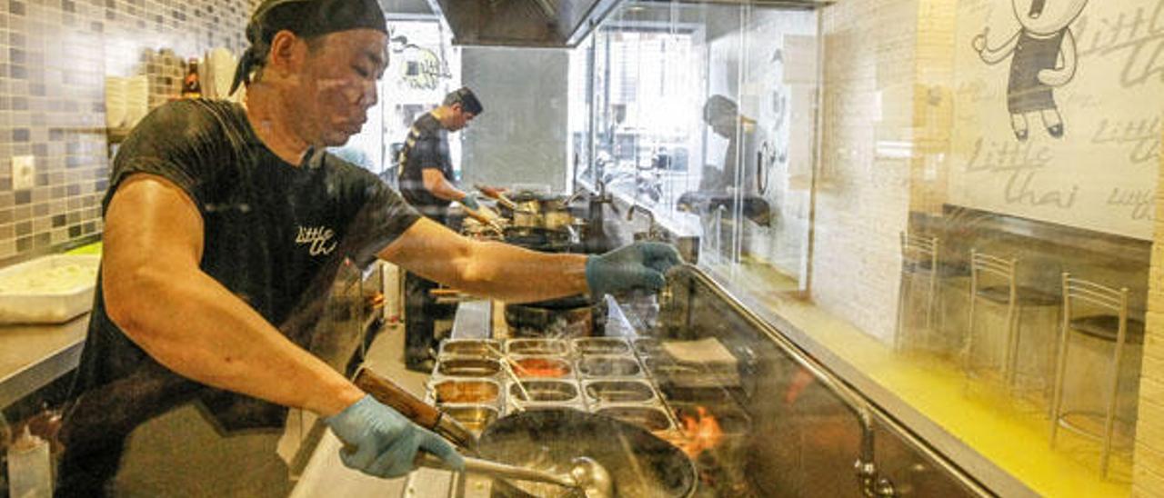 Donde la cocina asiática y la comida rápida se dan la mano