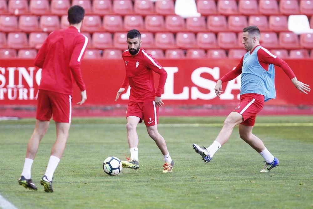 Entrenamiento del Sporting en El Molinón.