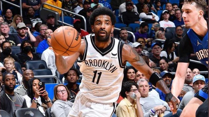 Kyrie Irving atropella a Orlando con 60 puntos