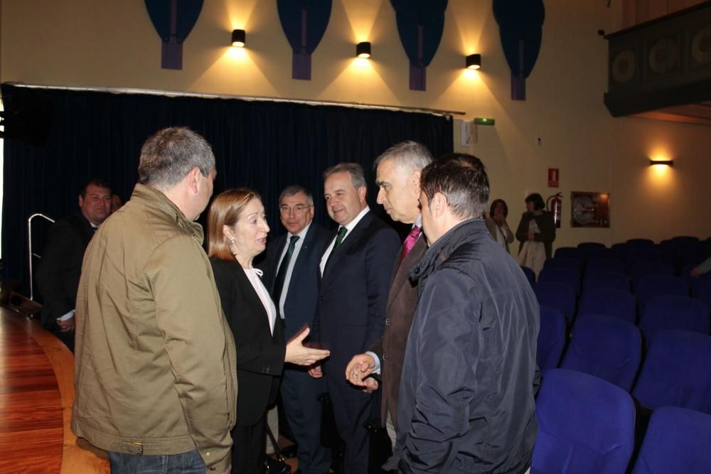 Ana Pastor, presidenta del Congreso de los Diputados, en el Foro Comunicación Escuela de Vegadeo