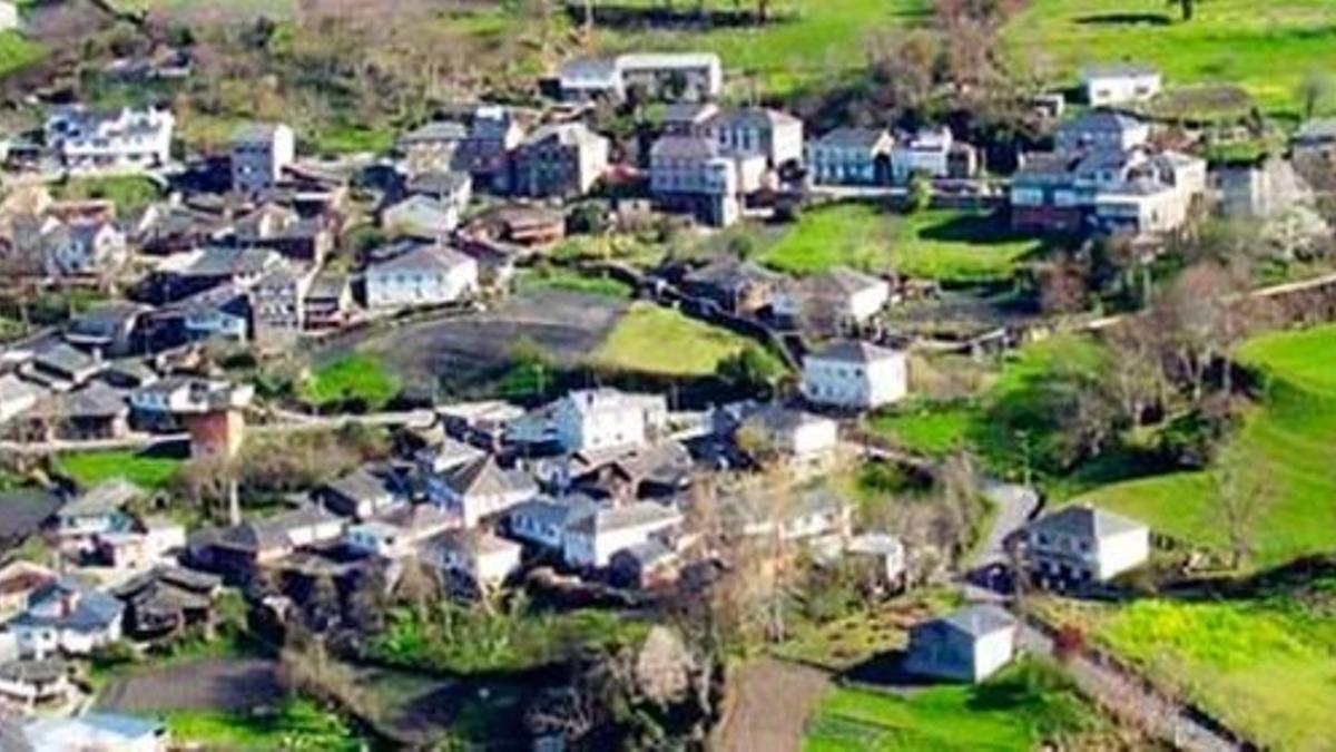 Este pueblo lucense ofrece viviendas a bajo coste en uno de los mejores espacios naturales de Galicia.