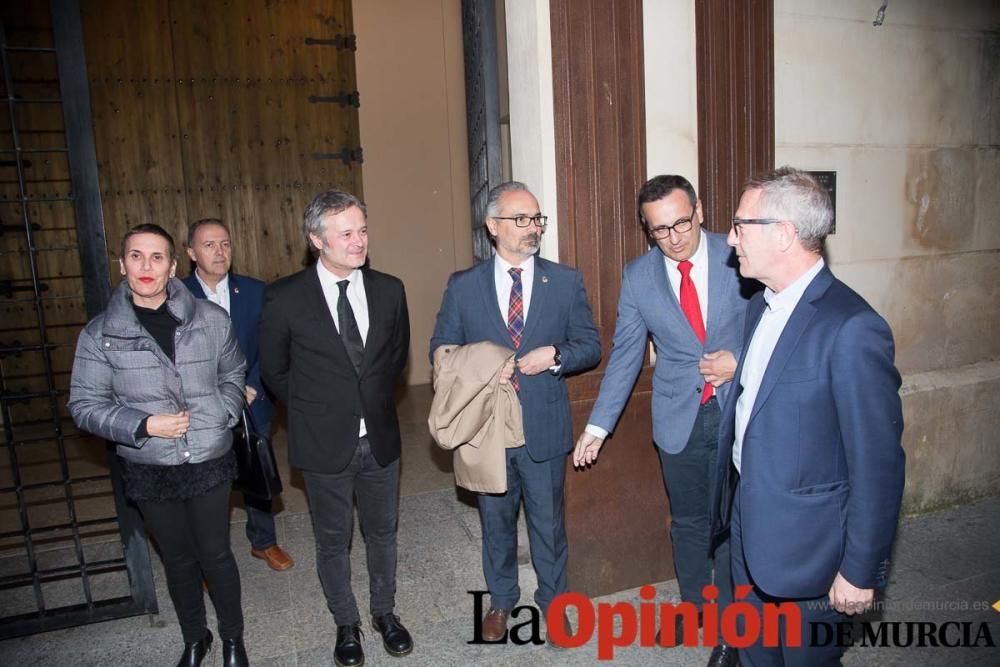 El Ministro de Cultura visita la exposición 'Místi