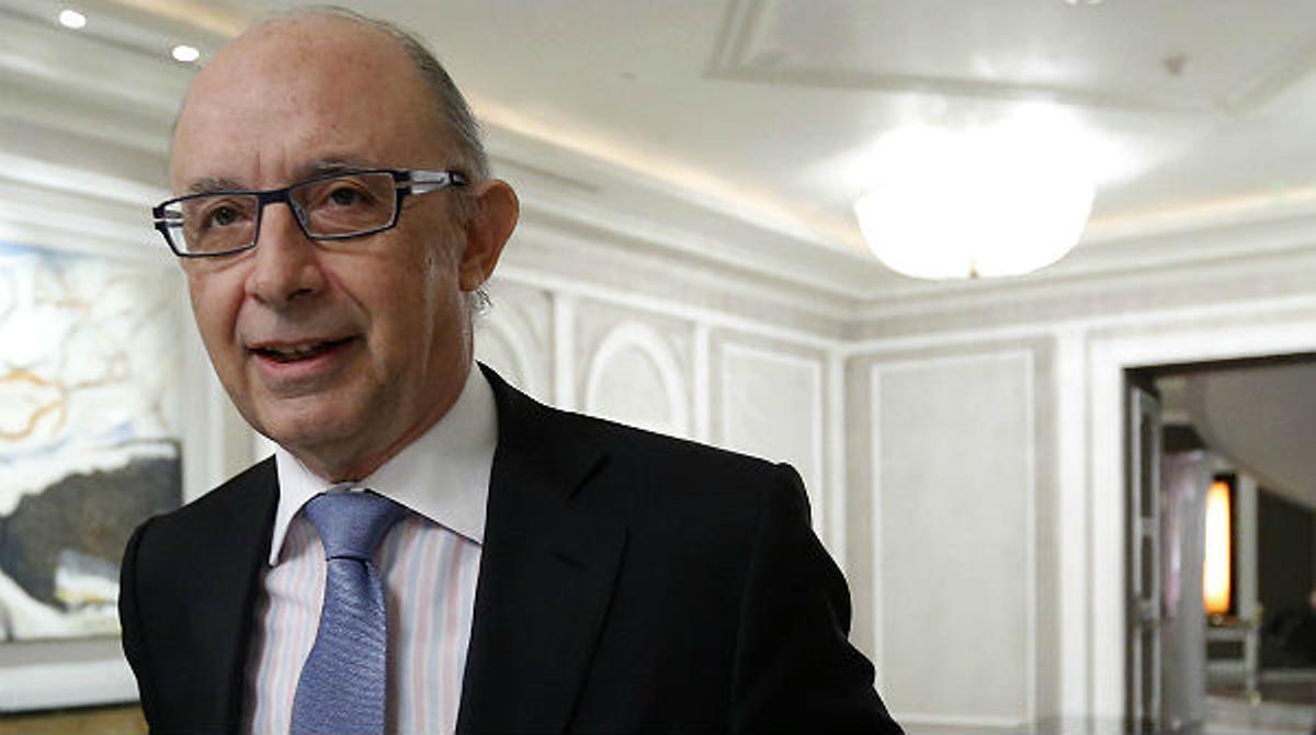 Montoro treballa perquè les Comunitats Autònomes puguin aplicar l’impost sobre els dipòsits bancaris
