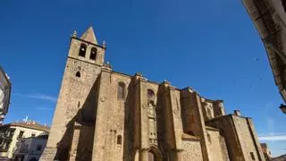 Los Fratres de la Espada defendieron Cáceres, pero fueron derrotados y degollados por los almohades en 1173