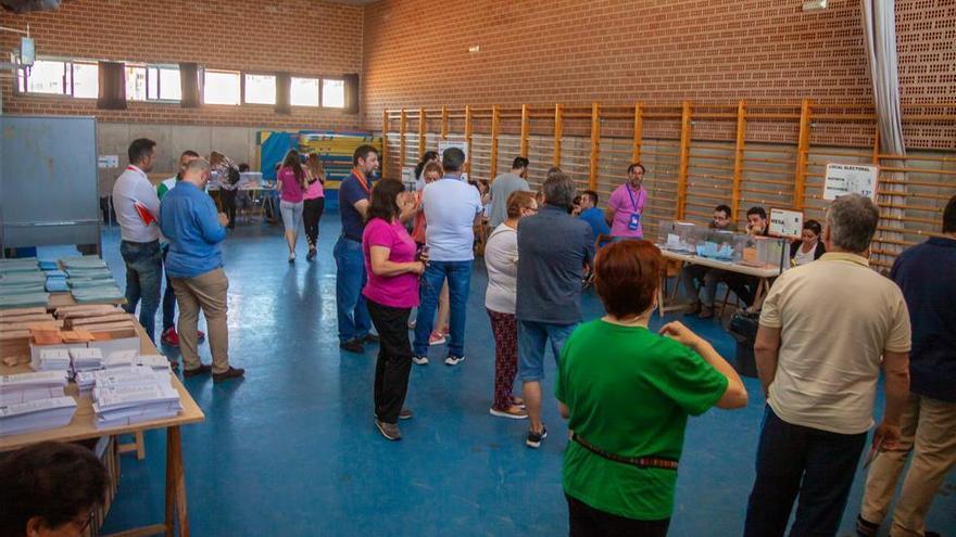 El PSOE gana en Cáceres, pero la suma de PP, Cs y Vox logra la mayoría absoluta