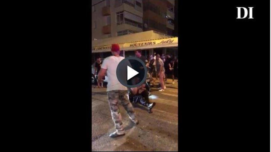 Multitudinaria pelea en Ibiza donde agreden a dos policías