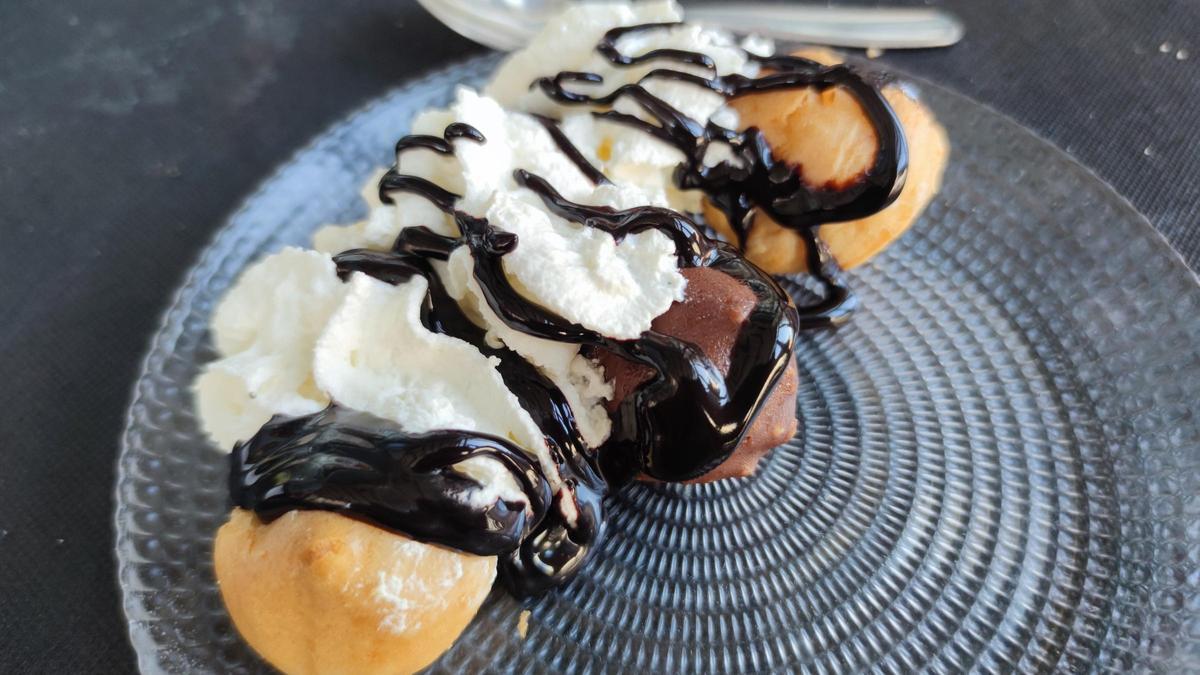 Profiteroles del restaurante La Margui.