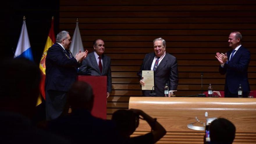 Imagen del acto celebrado ayer en el Auditorio Alfredo Krauss de la capital grancanaria. | | LP/DLP