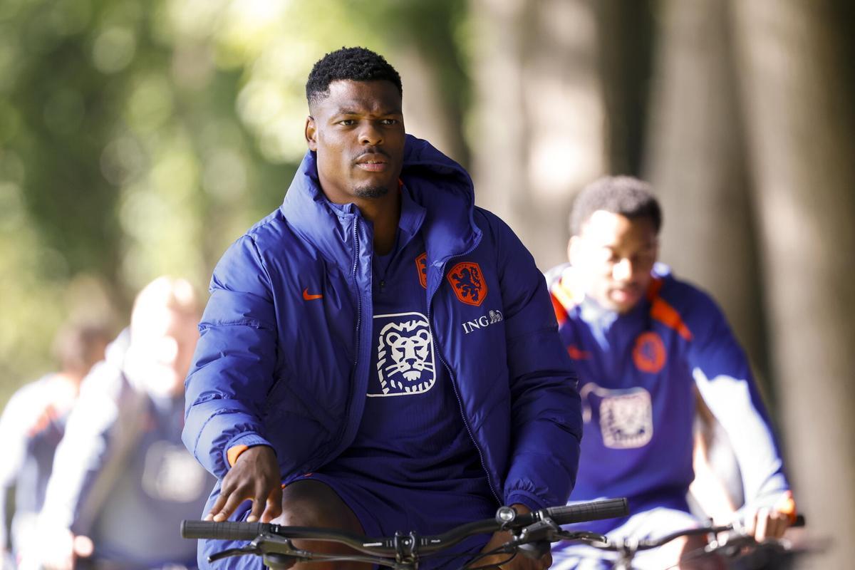 Denzel Dumfries en la concentración de Holanda de cara al Mundial 2026