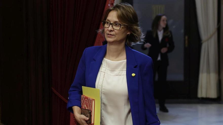 El Govern catalán consigue el aval del Parlament para crear un cuerpo de funcionarios en el extranjero