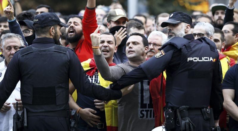 Manifestaciones en Plaza España por el 'procés'