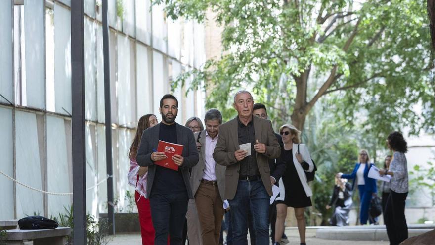 PSPV y Compromís buscan tumbar los presupuestos de Llorca por sus recortes y la agenda de Vox