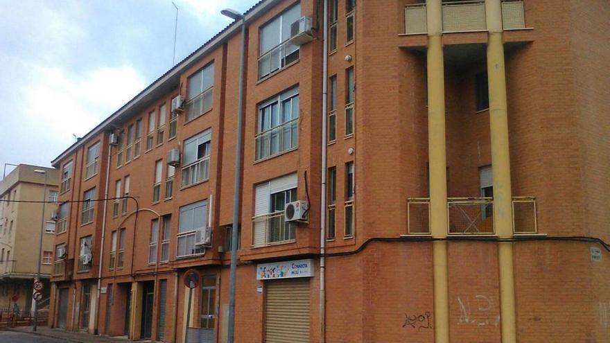 Edificio que fue desalojado por el incidente en el bajo del ayuntamiento