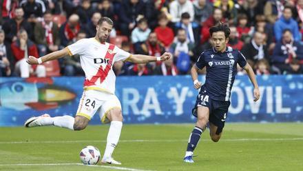 Resumen, goles y highlights del Rayo Vallecano 2 - 2 Real Sociedad de la jornada 11 de LaLiga EA Sports