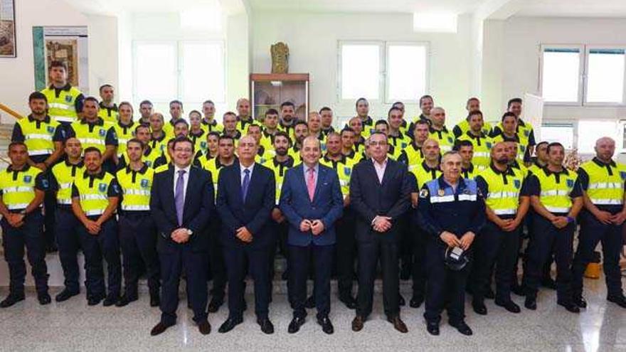 Los 51 agentes de movilidad reciben un curso de formación