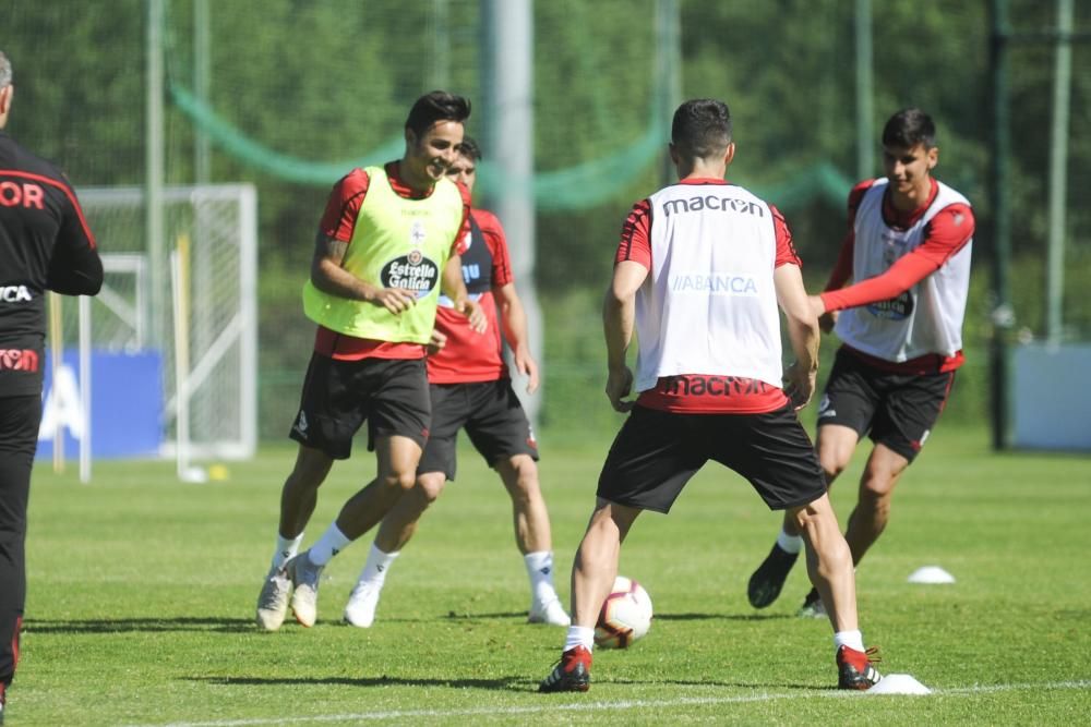 Los titulares ante el Cádiz tuvieron una sesión de recuperación. Los futbolistas que no actuaron de inicio protagonizaron una intensa mañana de trabajo. Se quedaron al margen Krohn-Deli y Borja Valle.