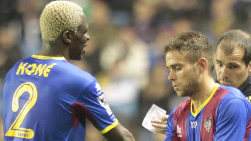 Roger coincidió con Koné en la temporada de su debut en el Levante.