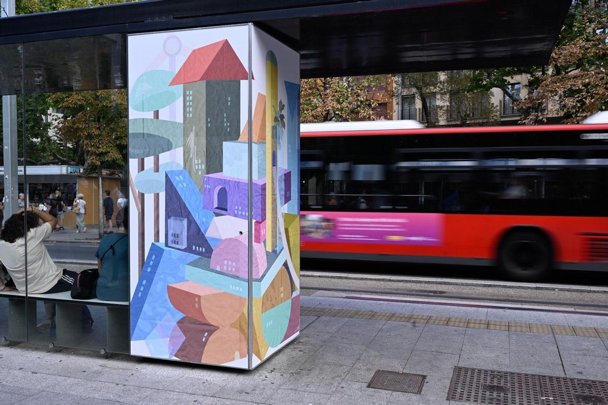 FOTOGALERÍA | El Festival Asalto llena de color las paradas del tranvía de Zaragoza