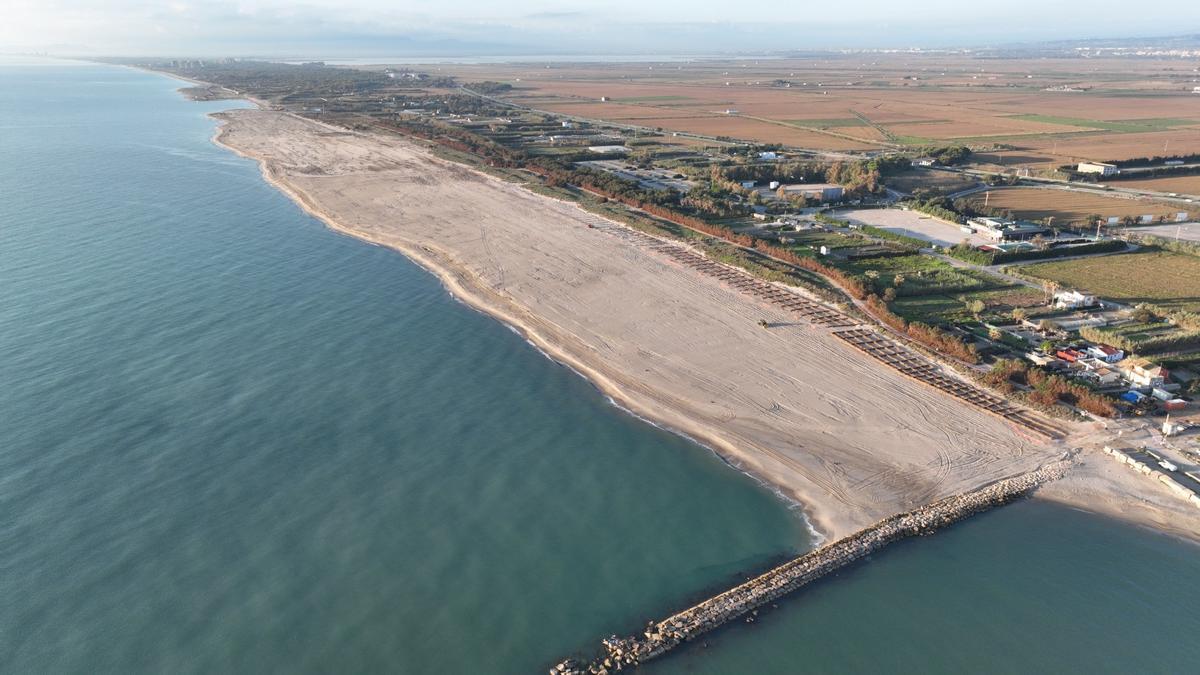 Finaliza la regeneración de las playas del sur