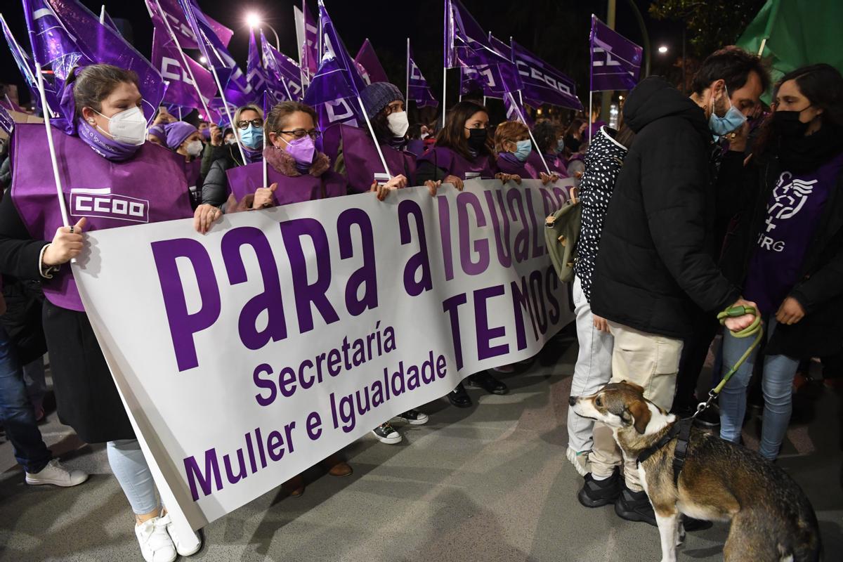 8M en A Coruña | Una marea violeta para reivindicar la igualdad