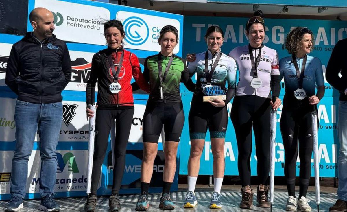 Un instante de la salida, ayer, en la parroquia de Carballedo. |  Pablo Saa