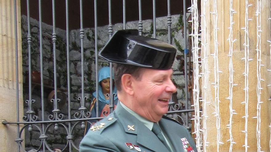 Laurentino Coro: el teniente general de la Guardia Civil que pasó de salir en la televisión a presentar su dimisión