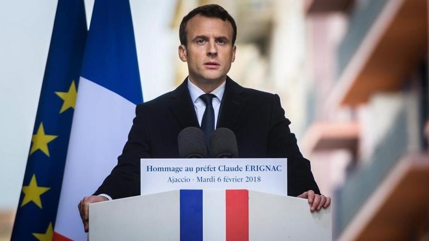 Macron envía un mensaje de firmeza a los nacionalistas corsos