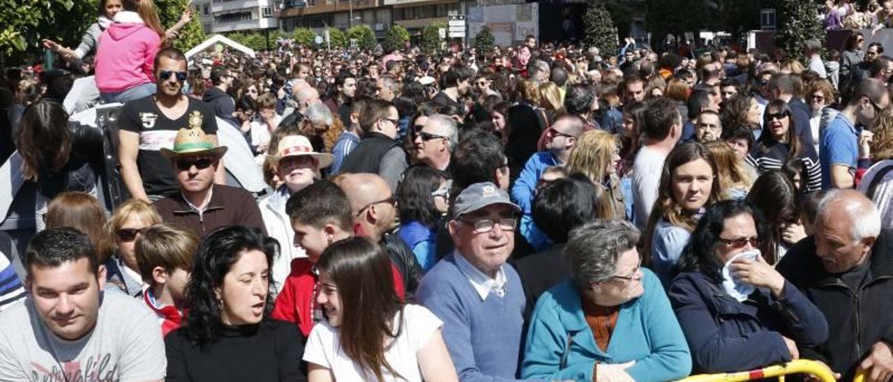 El número de falleros de Alzira crece un 18% tras tocar fondo hace 2 años