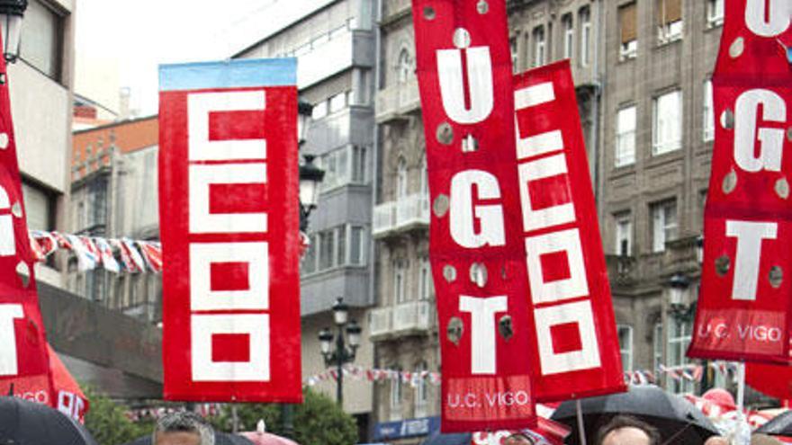 Manifestación de UGT y CCOO en Vigo, esta mañana.