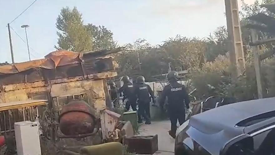 Ingresa en prisión provisional la madre de la menor secuestrada por su familia biológica en Oviedo y que estuvo desaparecida durante tres meses