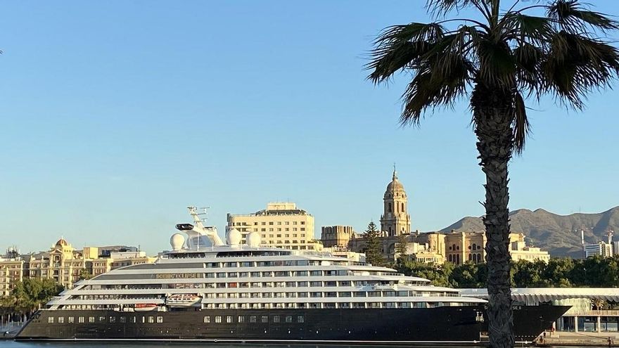 El crucero &#039;Scenic Eclipse II&#039; visita Málaga por primera vez en su viaje inaugural