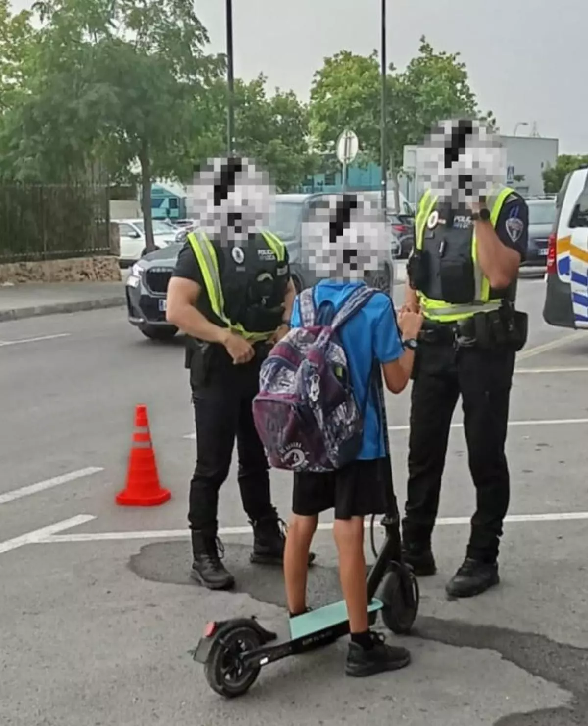 Un control policial de patinetes en Ibiza se salda con seis denuncias