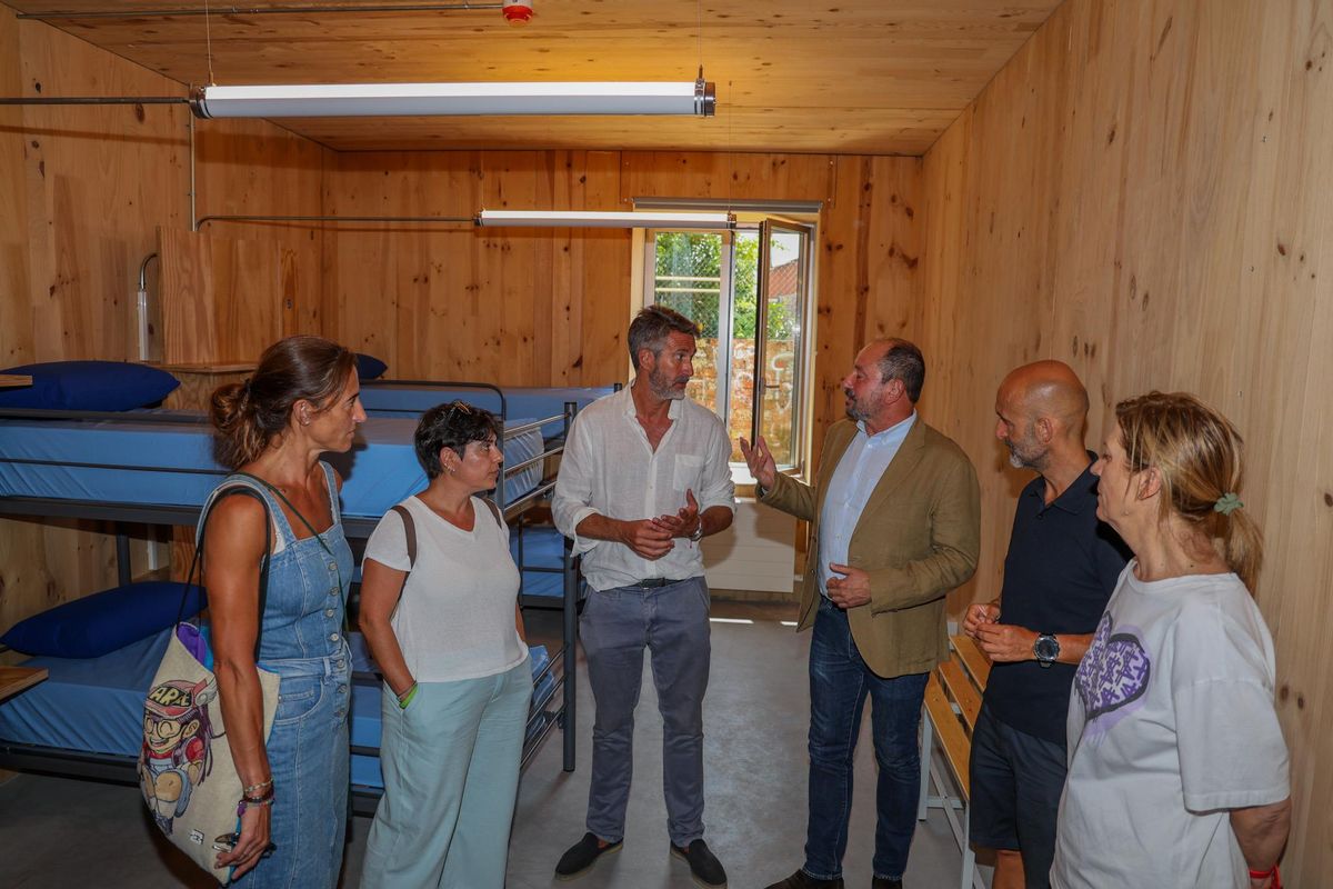 La corporación municipal chequeó, junto a José Merelles, el estado de la instalación.