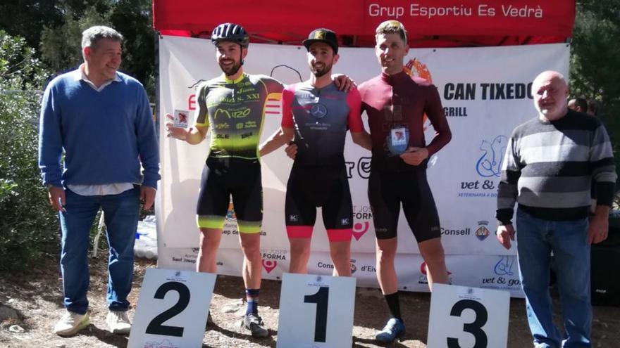 José Carlos Bernal se corona en el BTT de sa Capelleta ante cien corredores