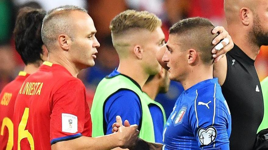 Iniesta amb Verratti.