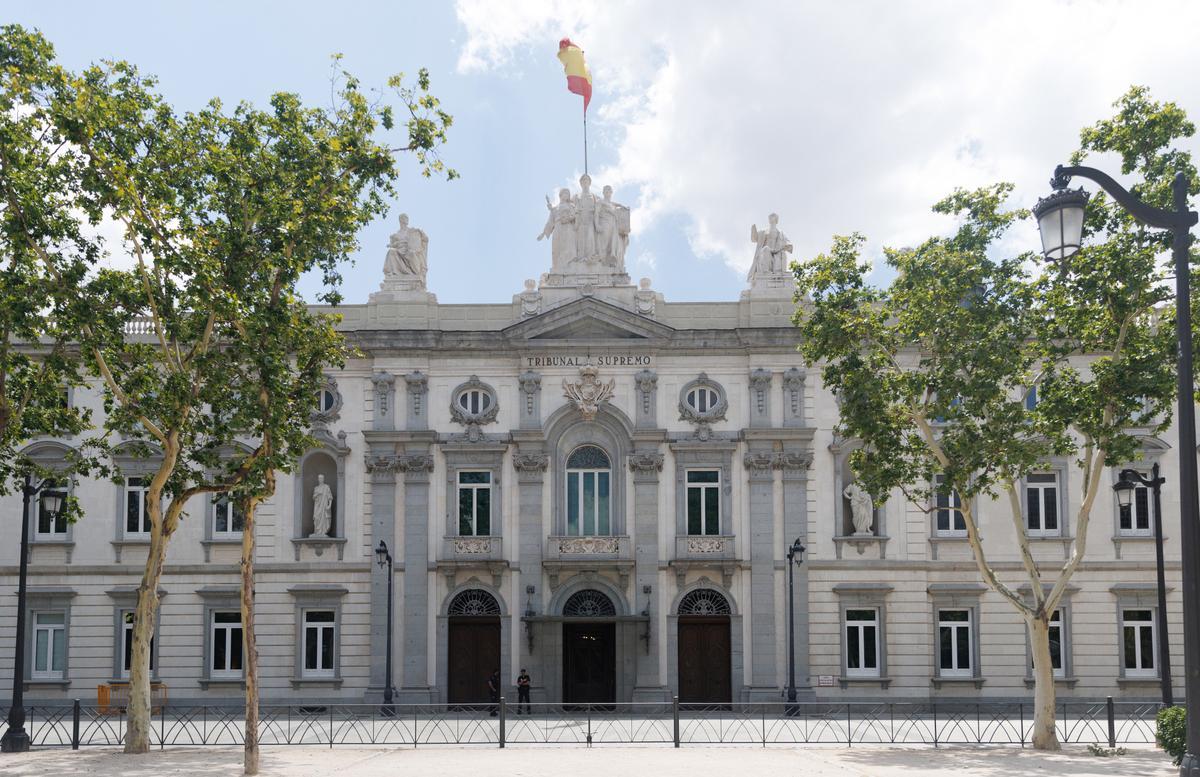 Archivo - Fachada del Tribunal Supremo, en Madrid