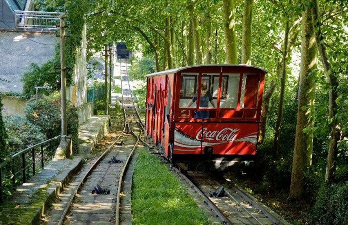 Teleferico para subir al Monte Igueldo.