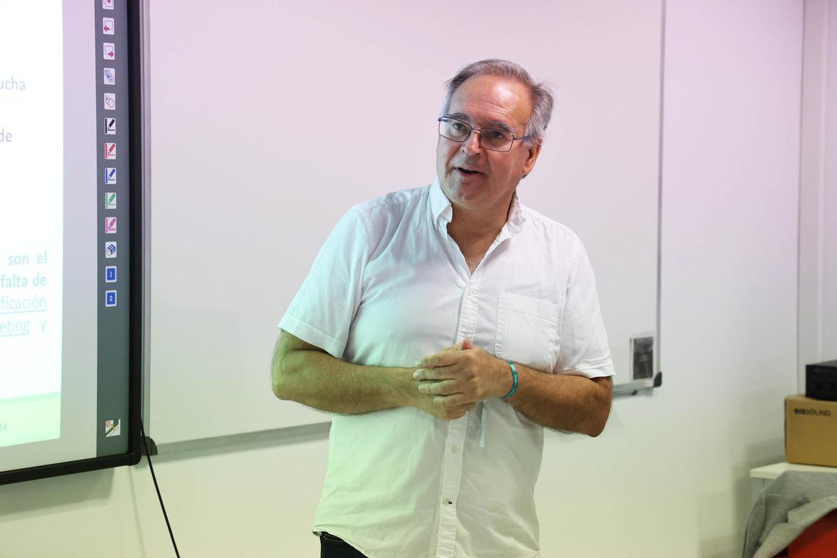 Federico Mallo, endocrino.