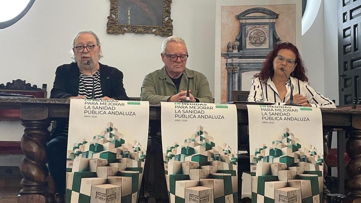 El grupo de jubilados del SAS presentan el documento ‘210 Medidas para Mejorar la Sanidad Pública Andaluza’ .