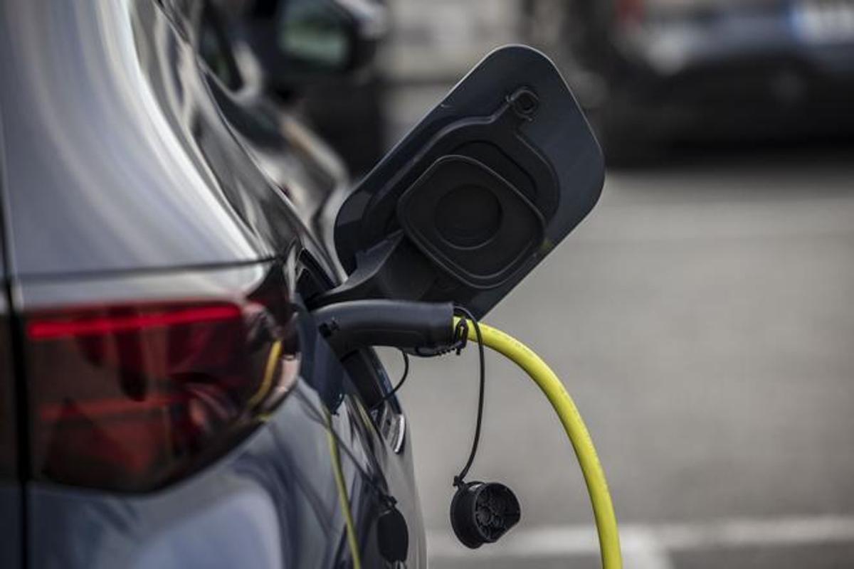 España cerró 2025 con 53.072 puntos de recarga instalados, pero muchos siguen sin ser operativos