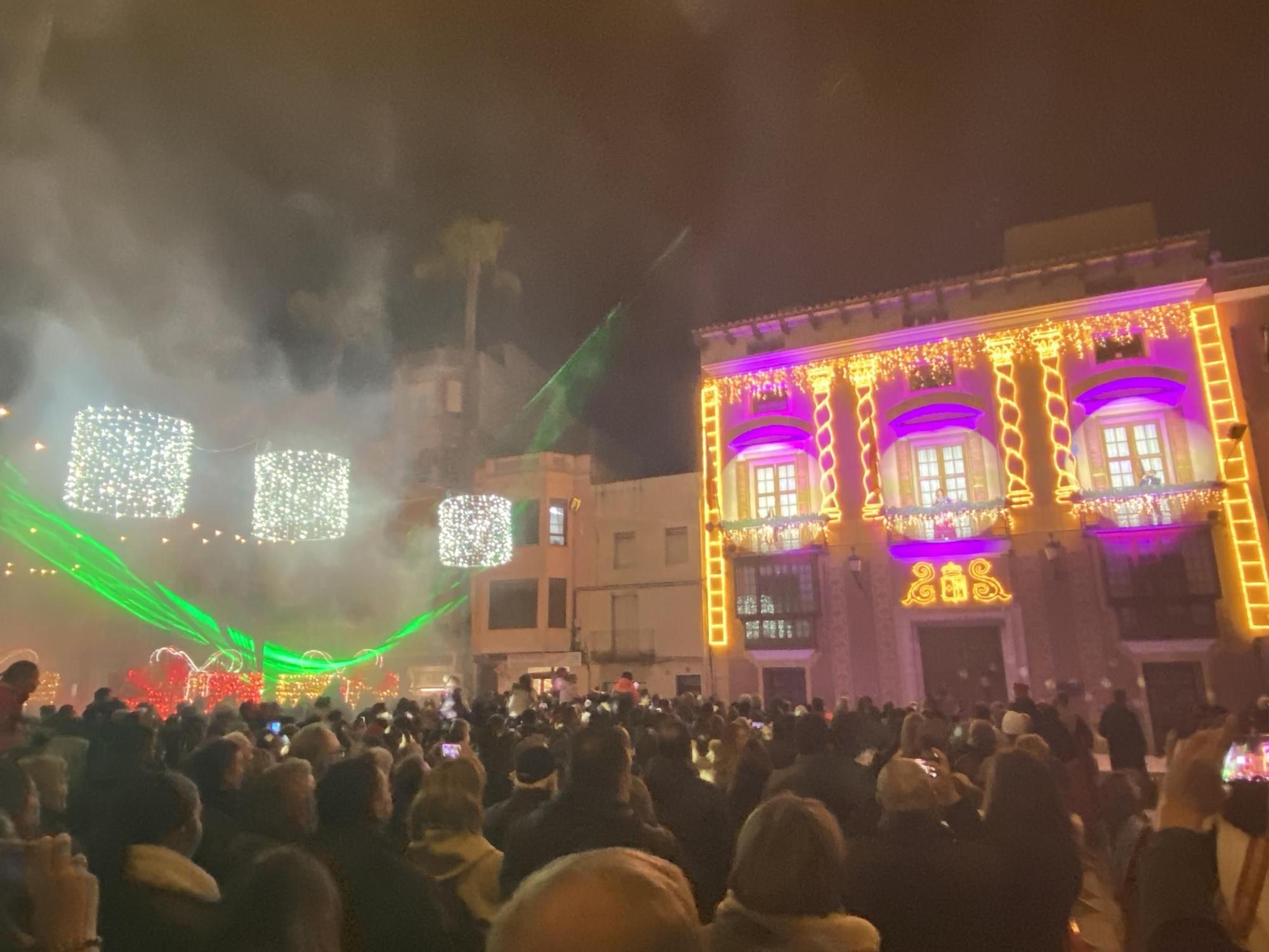 Las fotos del encendido de las luces de Navidad en Benicarló