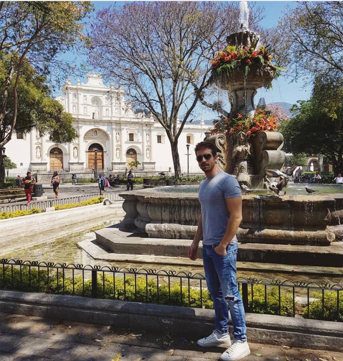 Pablo Alborán en el Parque Central de Guatemala